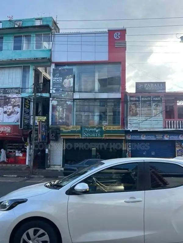 Main Road Facing 1st Floor Office Space For Rent In Battaramulla [ 247
