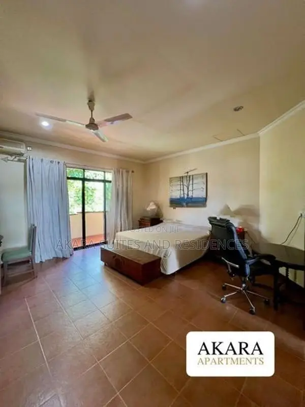 20.5 Perches - Semi-furnished House for Sale HL54096