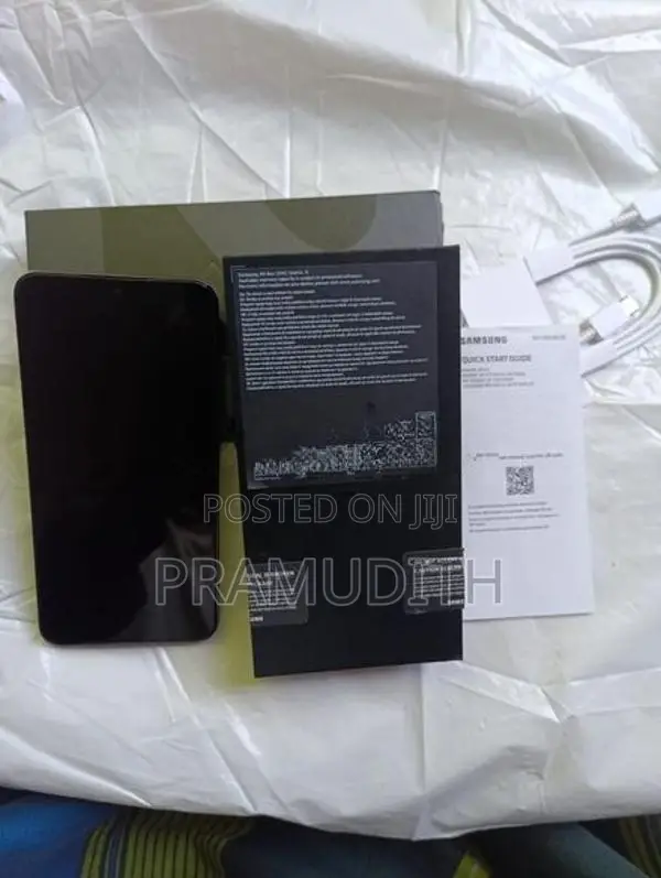 Samsung Galaxy S22 Europe Edition (Used)