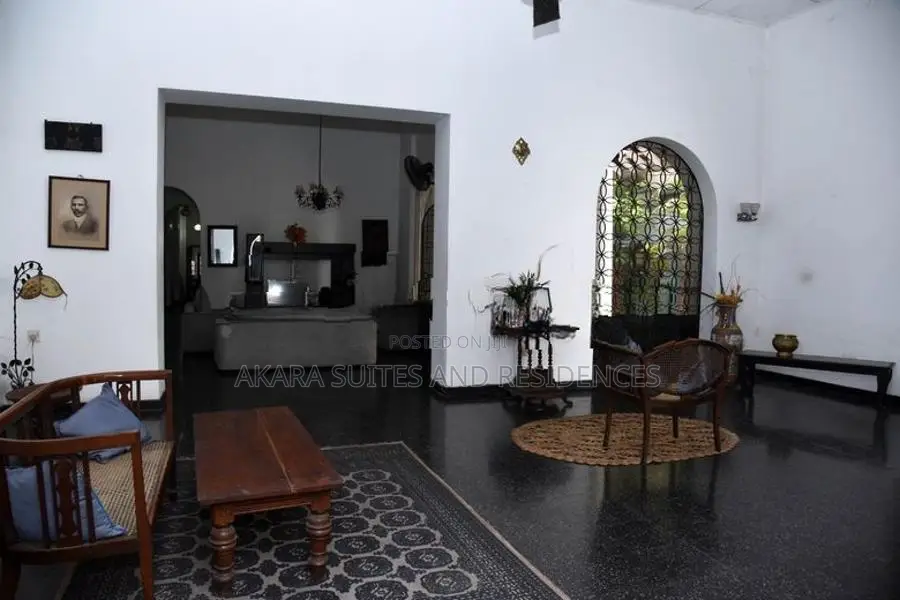 Colombo 08 19.65 Perches - Unfurnished House for Sale HL48676