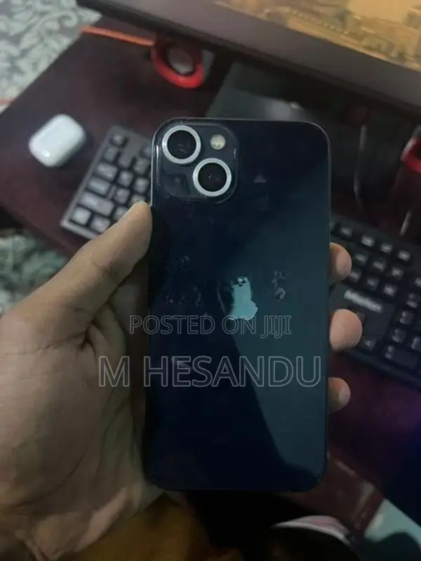 Apple iPhone 13 (Used)