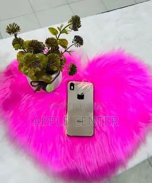 Apple iPhone XS 64GB (Used)