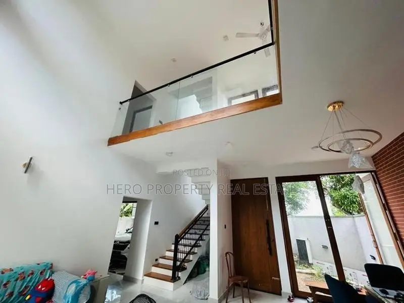 Modern Newly Build Luxury House For Rent In Thalawathugoda