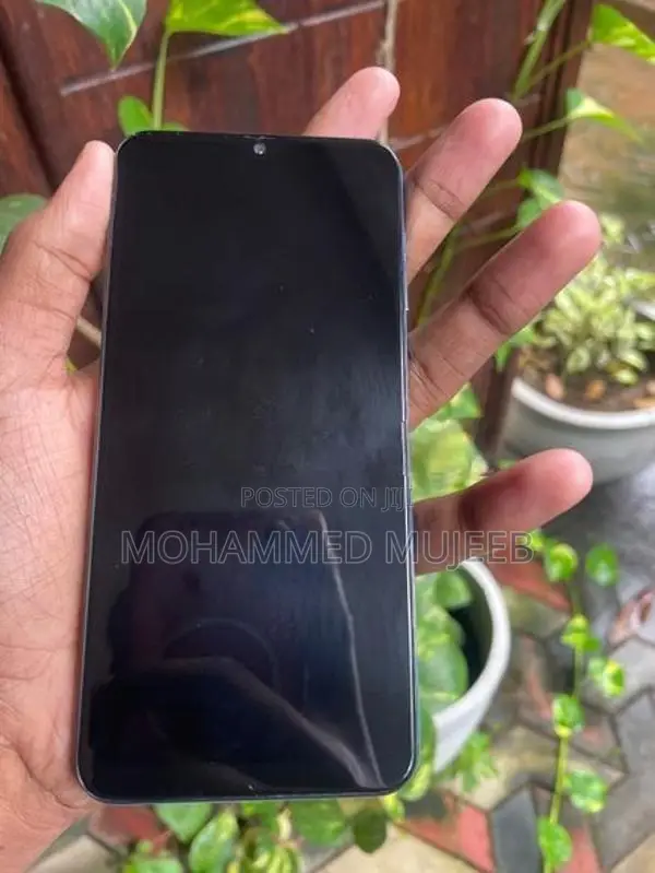 Samsung Galaxy A50 (Used)
