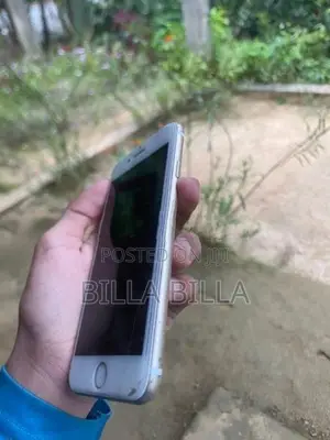 Apple iPhone 7 (Used)