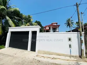පදිංචි නොවු නව දෙමහල් නිවස විකිනීමට - අතුරුගිරිය