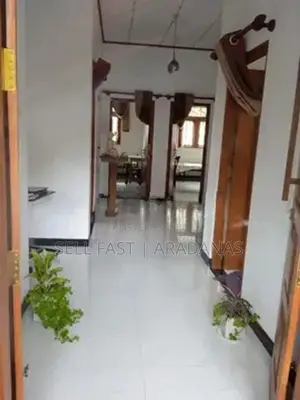 Room For Rent (Ladies) Homagama, Meegoda Junction
