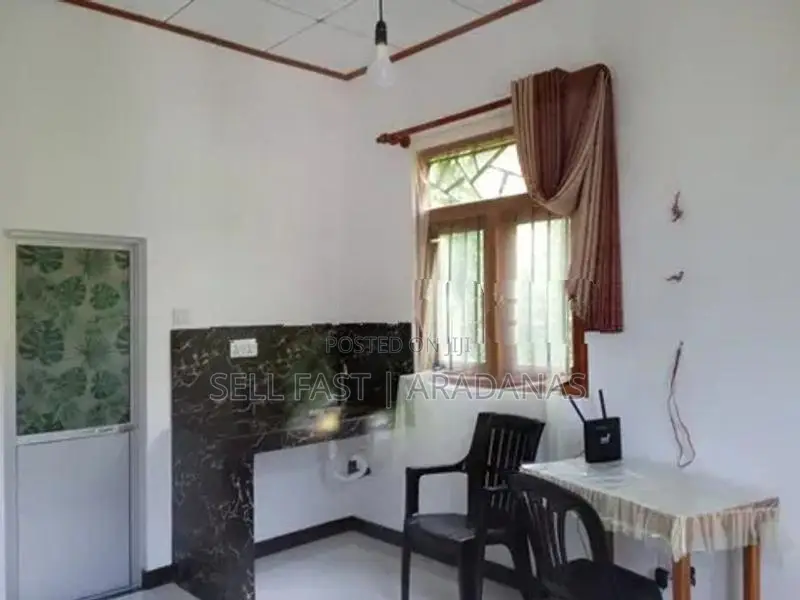 Room For Rent (Ladies) Homagama, Meegoda Junction