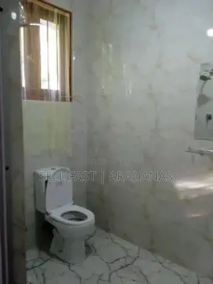 Room For Rent (Ladies) Homagama, Meegoda Junction
