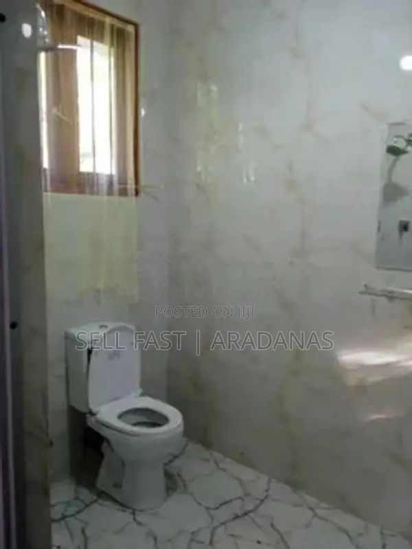 Room For Rent (Ladies) Homagama, Meegoda Junction