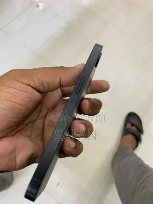 Apple iPhone 17e 256GB (Used)