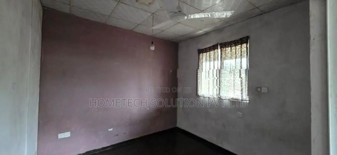 මහරගම ටවුමේ ගෙයක් කුලියට (උඩු මහල )