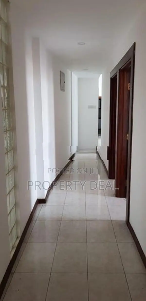 Apartment For Rent In Elibank Residencies, Colombo 05 - PDA544