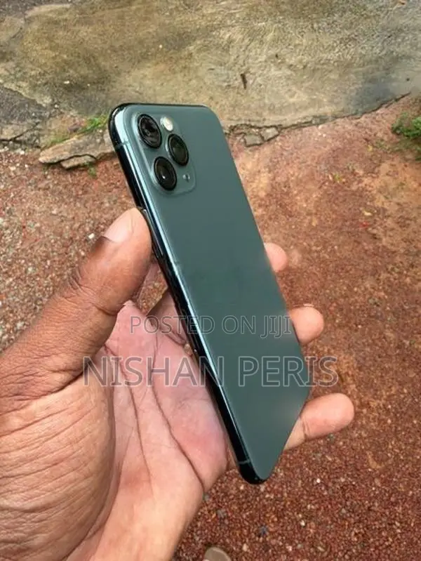 Apple iPhone 11 Pro (Used)