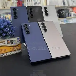 Samsung Galaxy Z Fold 6 256GB 12GB RAM 5G. (Brand New)