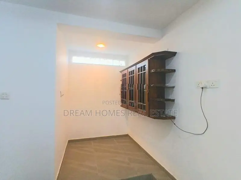Modern Two-Storey House For Sale – Kesbewa