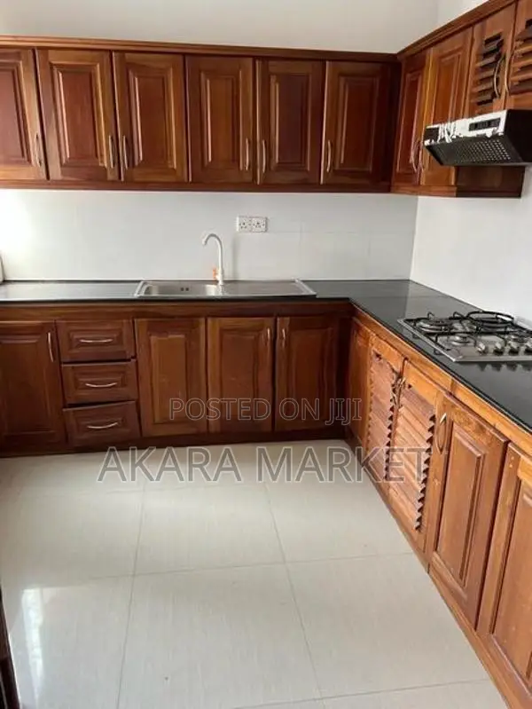 1,000 Sq ft - Furnished Private Apartment for Rent A55195 Colombo 06