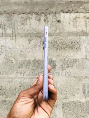 Apple iPhone 11 128 GB (Used)