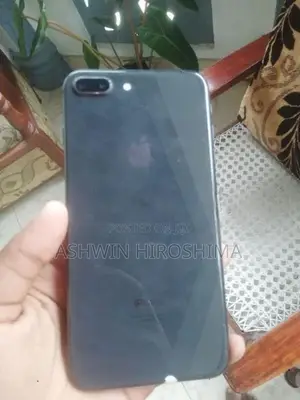 Apple iPhone 8 Plus (Used)