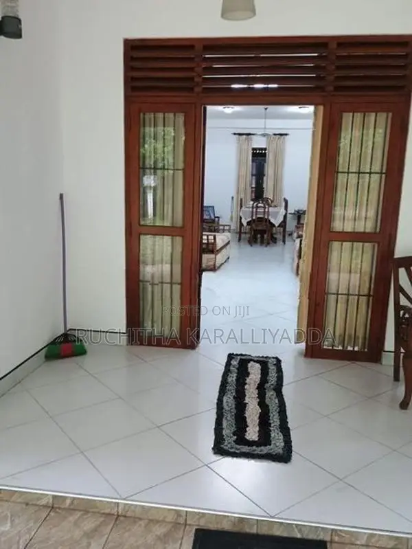 House For Rent In Watupitiwala
