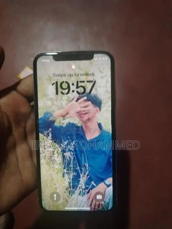 Apple iPhone X (Used)