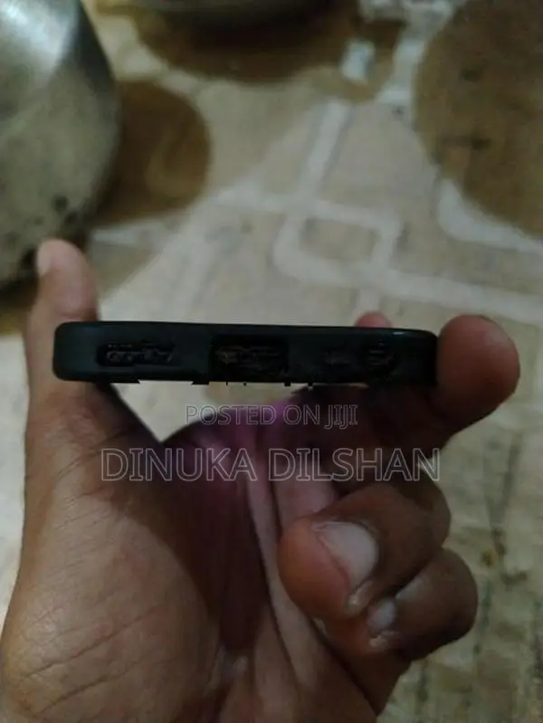 Apple iPhone 7 (Used)