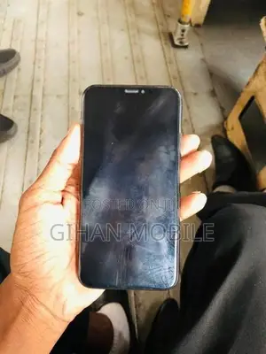 Apple iPhone X (Used)