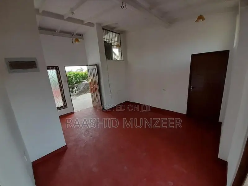 Upstair House For Rent In Ratmalana