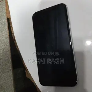Apple iPhone 11 (Used)