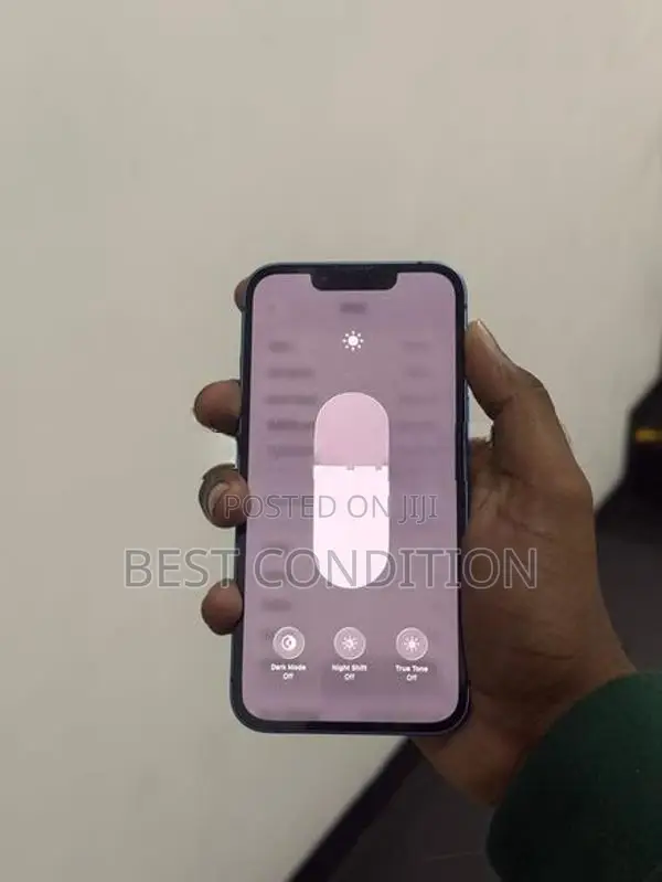 Apple iPhone 13 (Used)