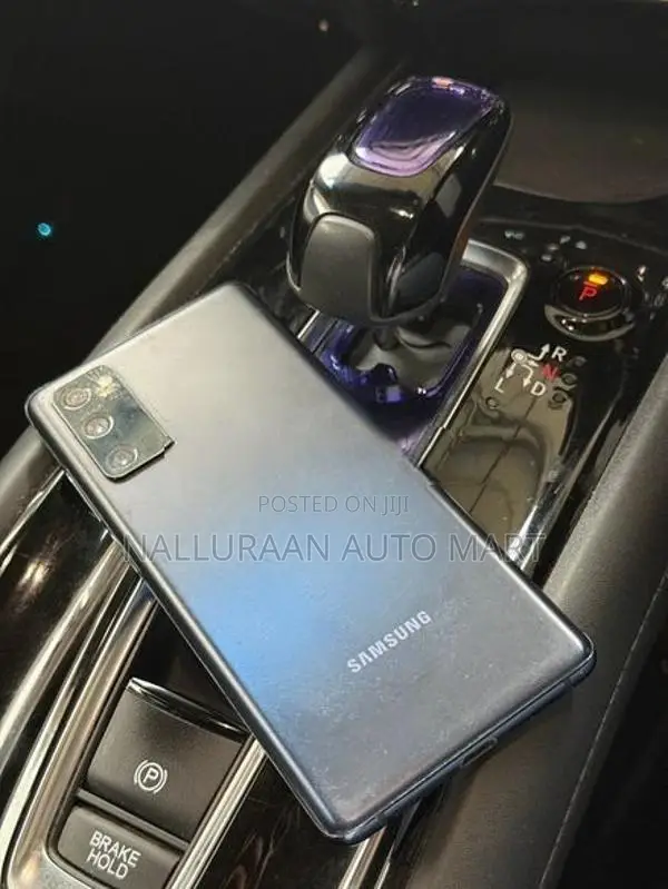 Samsung Galaxy S20FE (Used)