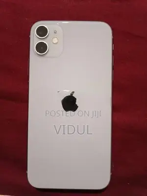 Apple iPhone 11 (Used)