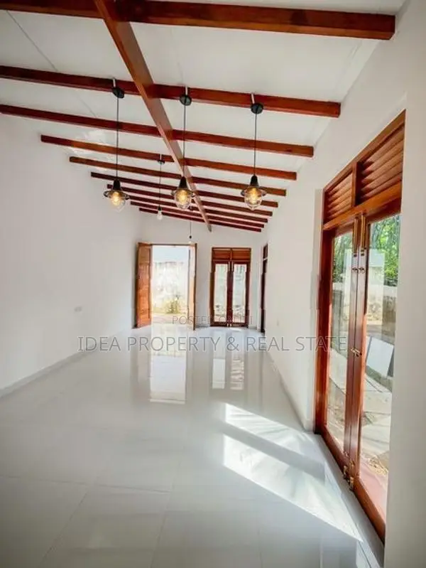 (HHS-012) Brand-New House For Sale Kottawa