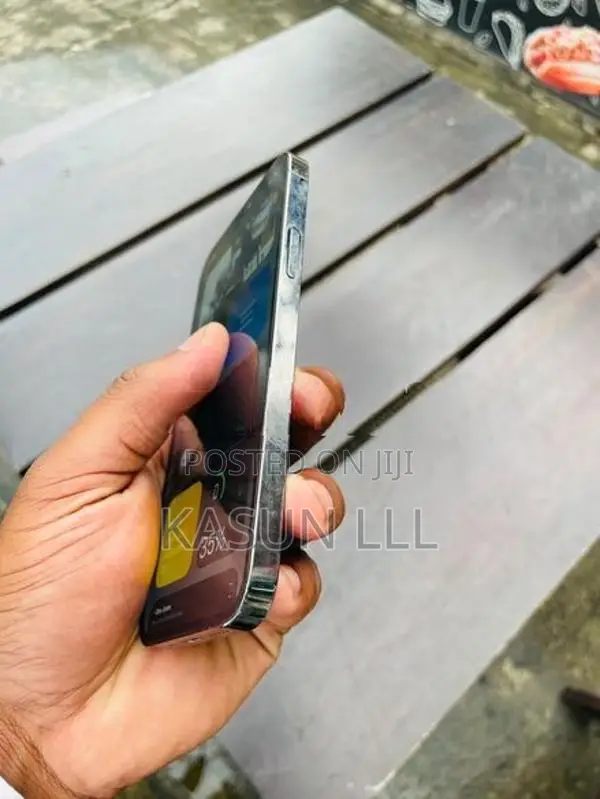Apple iPhone 12 Pro (Used)