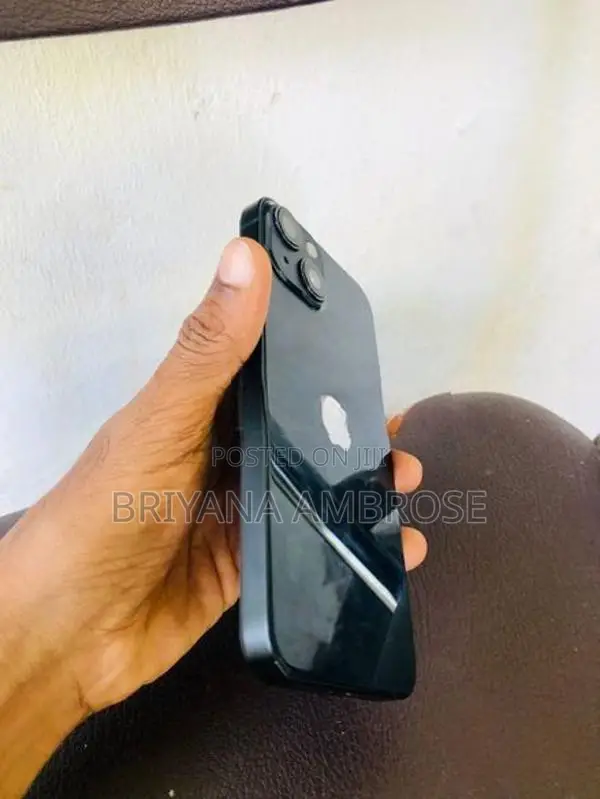 Apple iPhone 14 (Used)