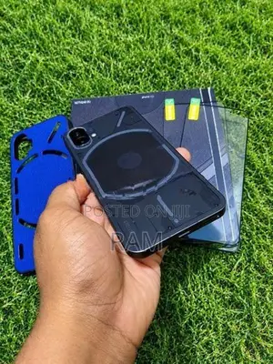 NOTHING Phone 1 8/256GB (Used)