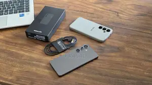 Samsung Galaxy S24 (Used)