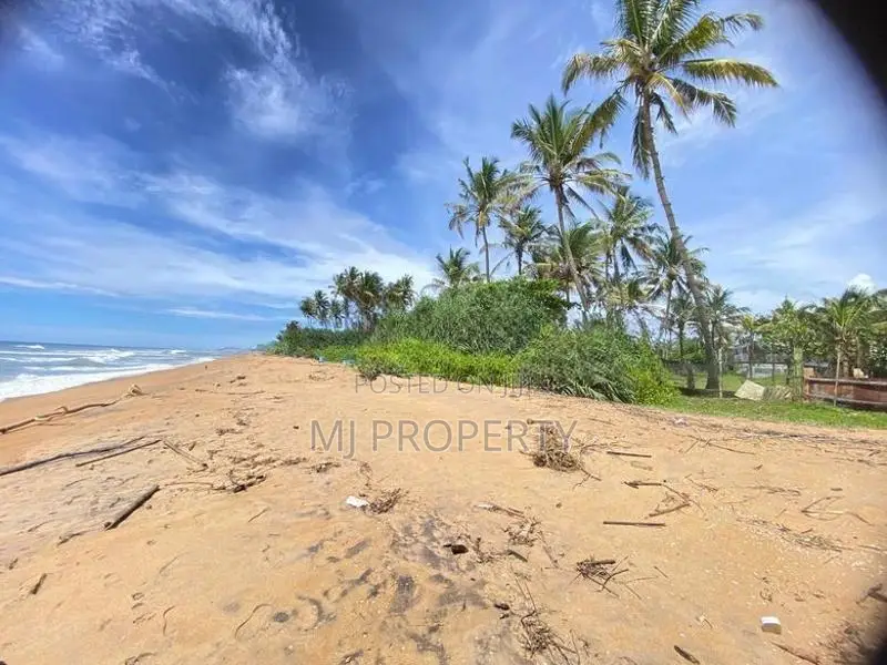 ( TC-1237) Highly Valuable Commercial Hotel Space Sale in Wadduwa