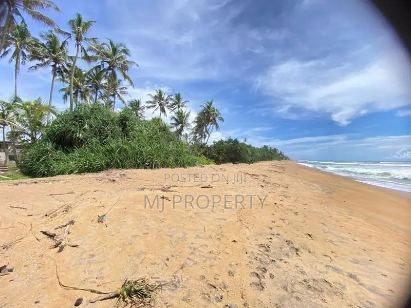 ( TC-1237) Highly Valuable Commercial Hotel Space Sale in Wadduwa
