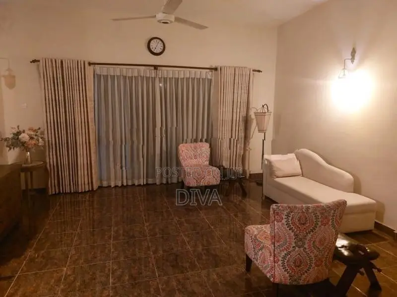 Semi Furnished - First Floor Property Rent In Kotte