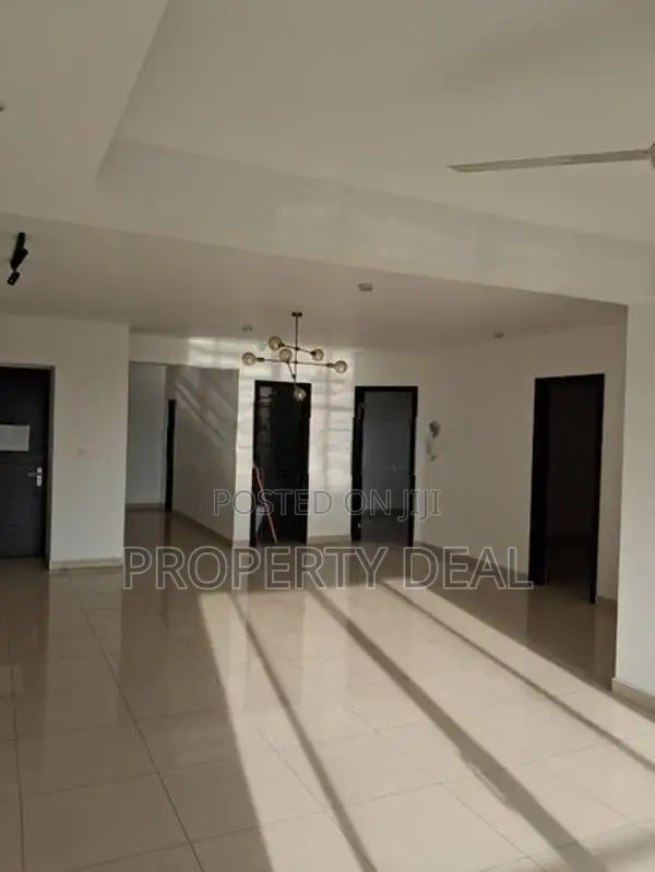 Modern Apartment Building for Rent in Mount Lavinia PDA445