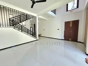 Architectural Designed Luxury Three Story House In Piliyandala