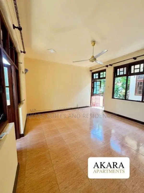 4,500 sq.ft - Unfurnished House For Rent HL56240 In Colombo 6