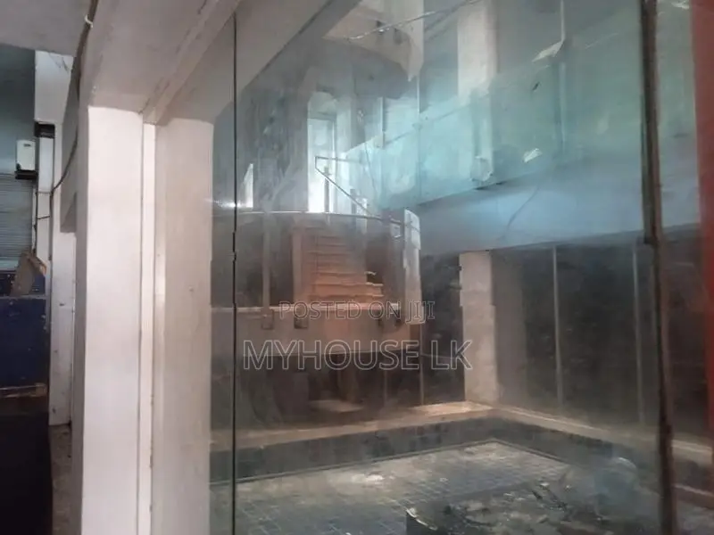 Commercial Building For Rent In Dehiwala (,30 000 Sqft )