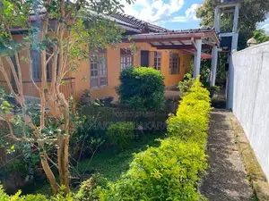 5 - Bedroom Large House For Sale – Kiribathkumbura, Peradeniya