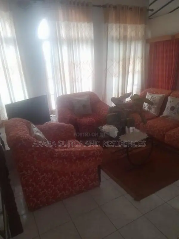 12,000 sq.ft - Unfurnished House For Rent HL55987 In Battaramulla