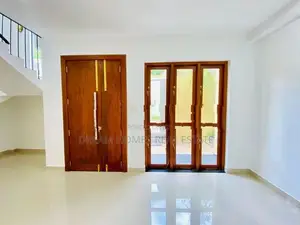 Modern Luxury House For Sale IN Athurugiriya