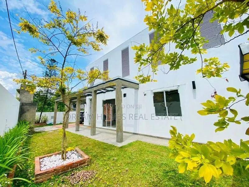 2-Bedroom House For Sale In Kaduwela – 10 Perches