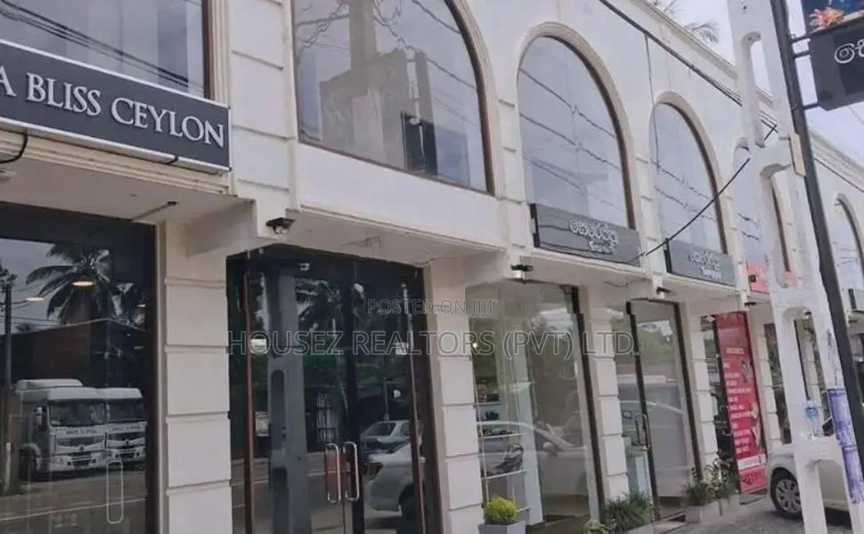 Three-Storey Commercial Building For Rent – Negombo
