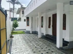 5,000 Sq Ft Unfurnished Restaurant Space for Rent in Mount Lavinia